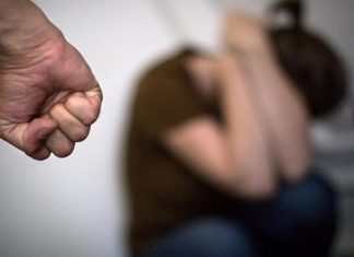 Em 2025, 70% das agressões contra mulheres ocorreram dentro de casa