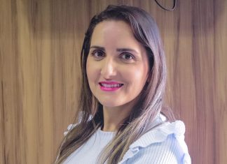 Secretária reforça importância da vacinação contra Covid-19 para retomada dos trabalhos