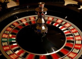 Presidente diz que vai vetar projeto que legaliza cassinos no Brasil