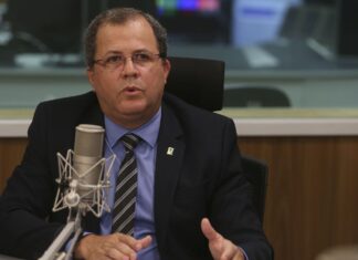 Nova identidade terá formato digital, diz secretário