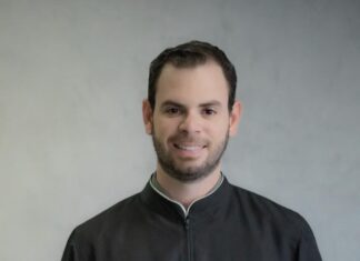 Prolongue a vida útil da sua prótese e melhore a estética do seu sorriso