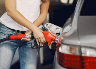 Petrobras reduz preço da gasolina em 5,2% a partir desta terça