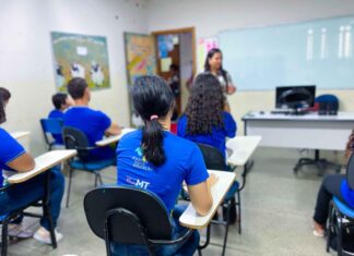 Seduc publica nova edição do manual das escolas cívico-militares