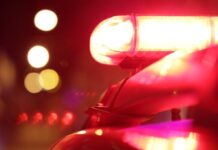 Militares resgatam família em caminhonete submersa durante chuva forte em Matupá