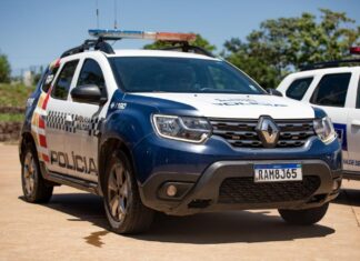 Polícia Militar resgata casal mantido em cárcere e prende cinco faccionados