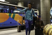 Seleção brasileira chega a Tóquio para amistoso contra Japão