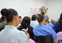 Hospital Regional de Sinop promove conscientização sobre câncer de mama para servidoras