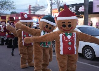 Parada Natalina é sucesso de público em Sinop
