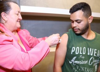 Sinop terá ação itinerante de vacinação no shopping neste sábado (24) e domingo (25)