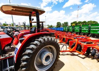 Programa permanente de doação de máquinas e insumos vai fortalecer pequeno produtor