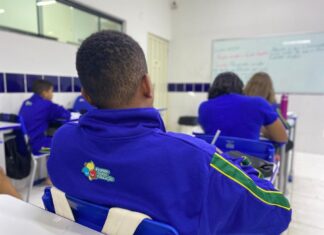 Escola mais antiga de Sinop terá consulta para conversão em cívico-militar