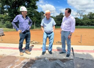 Dorner vistoria obras no entorno do Parque Florestal de Sinop