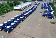 Governo faz entrega de máquinas para agricultura familiar de 99 municípios