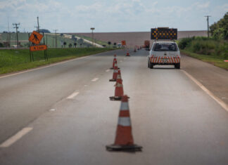 Falta de manutenção deixa 343 veículos parados na BR-163 durante feriado