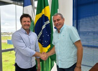 Alei Fernandes oficializa mudança na Secretaria de Desenvolvimento Econômico