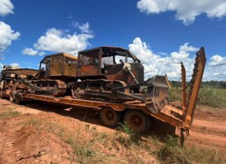 Sema apreende 3 tratores durante fiscalização em Santa Helena e Marcelândia