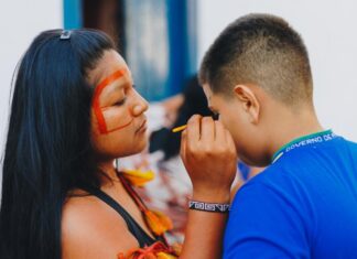 Encontro reúne povos originários e conecta alunos da rede pública a saberes indígenas