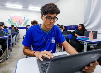Inscrições para seleção de estudantes no Programa Estadual de Formação de Pilotos Civis encerram neste domingo (10)