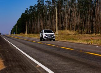Governo licita R$ 410,2 milhões em obras de infraestrutura em 13 cidades de MT