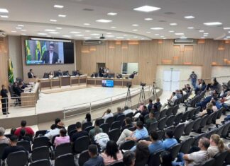 Câmara de Sinop aprova data para Campistas Católicos e convoca secretários para esclarecimentos em plenário