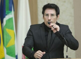 Dr. Marcos Vinicius cobra transparência na verba indenizatória da Prefeitura de Sinop