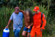 Bombeiros localizam idosa que desapareceu em área de mata