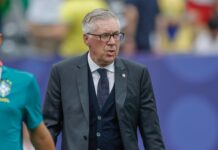 Ancelotti lamenta eliminação e já projeta novo ciclo: “Não é o fim”