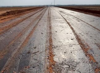 Vandalismo em obra de pavimentação exige refazimento de serviços em Santa Carmem