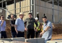 Prefeito visita canteiro de obras de novo cemitério em Sinop
