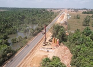 Içamento de vigas da ponte sobre o rio Curupi terá Pare e Siga na BR-163 em Sinop