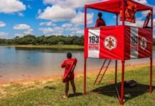 Bombeiros orienta a população sobre prevenção de afogamentos durante feriadão