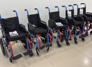 Sinop entrega novas cadeiras de rodas para pacientes e zera filas de pedidos